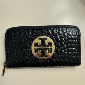 Tory Burch Zip Around Wallet Patton Black Leather Faux Crocodile